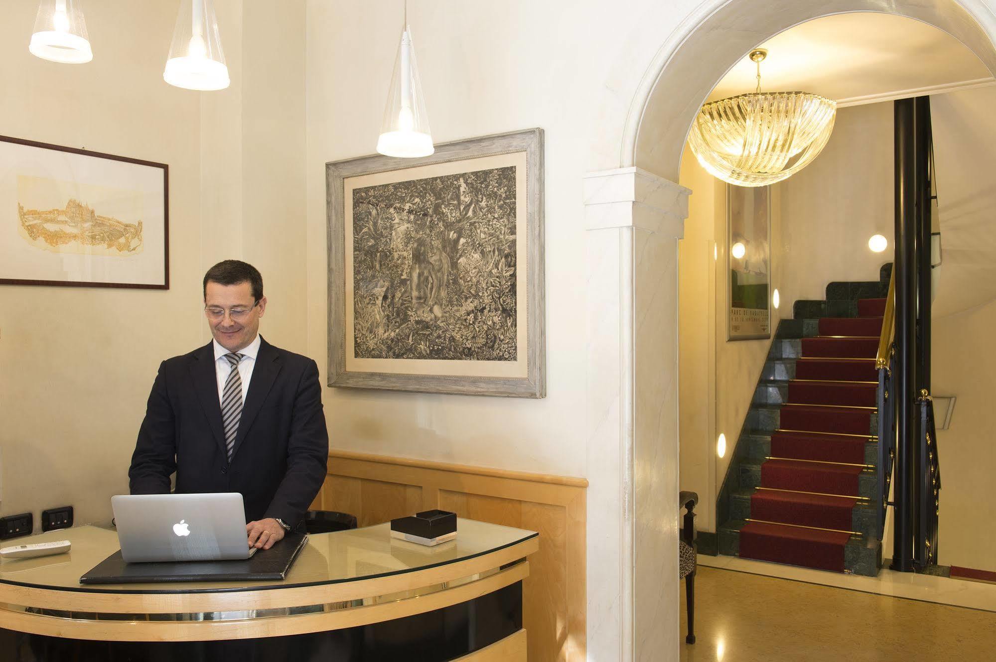 Hotel Gregoriana Rome Exterior photo